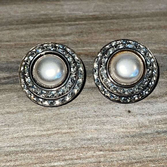 ESQ Capade By Joni Vintage Faux Pearl and Rhinestone Clip-on Earrings Signed - Picture 1 of 7